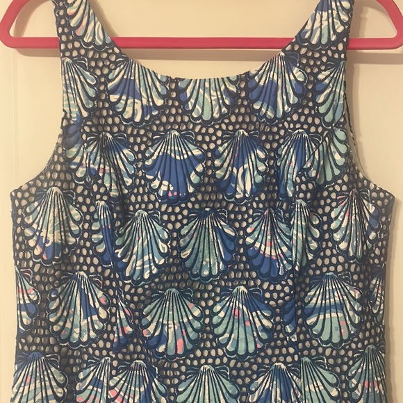 Lilly Pulitzer shift dress - Picture 2 of 6